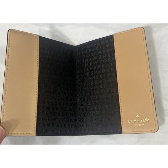 Kate Spade Grove Street Adi Card Wallet Passport Holder Set Black Cream Leather - Picture 9 of 11
